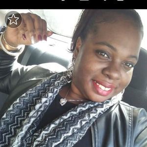 Meet your Posher, Kelli